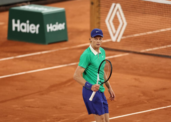 包含蒙特卡洛大师赛绝杀法网，辛纳点燃赛场的词条