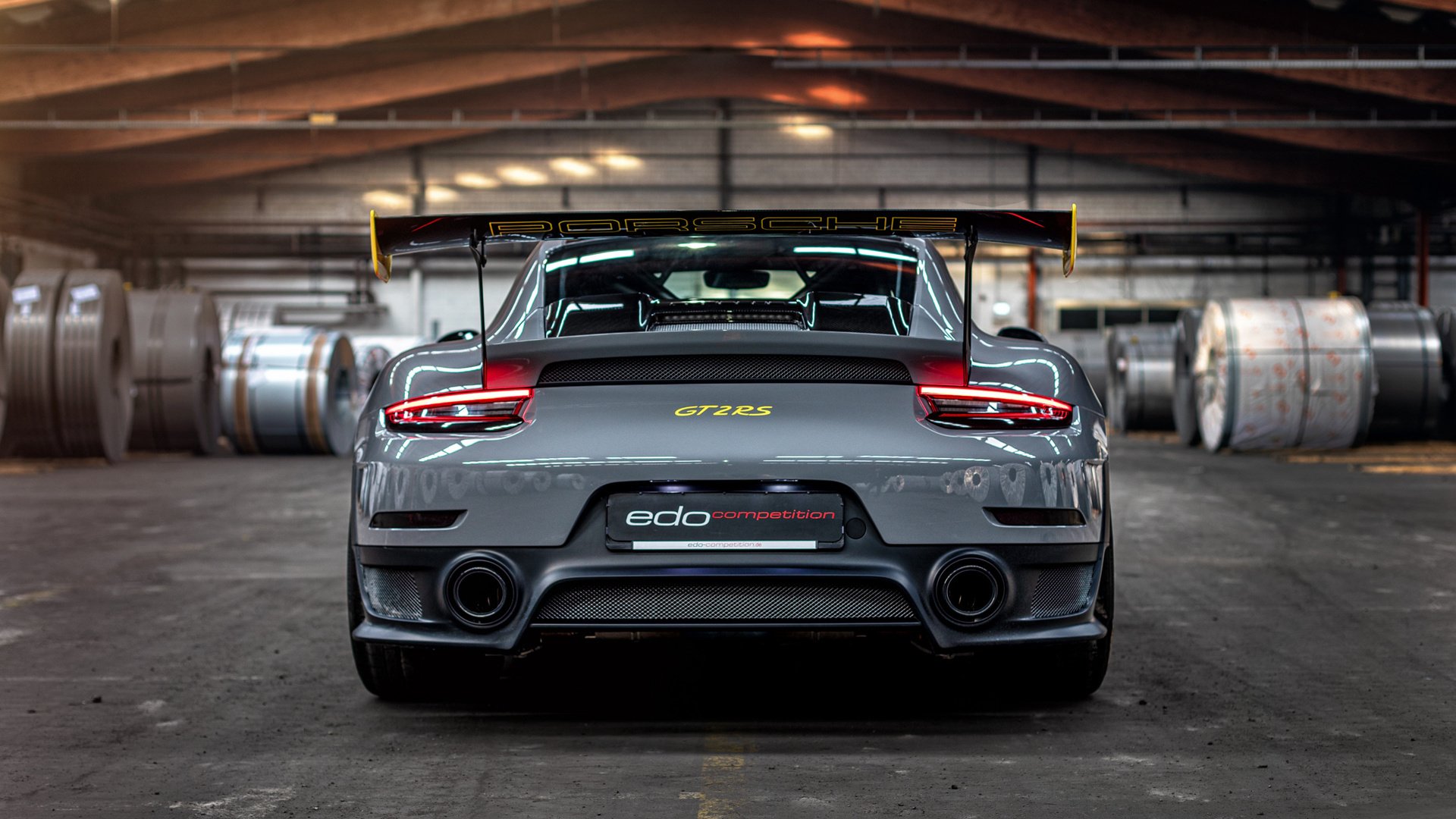 赛道上的孤独领跑者,迪亚斯连续得分拉开差距,F1年度争冠之夜悬念渐失