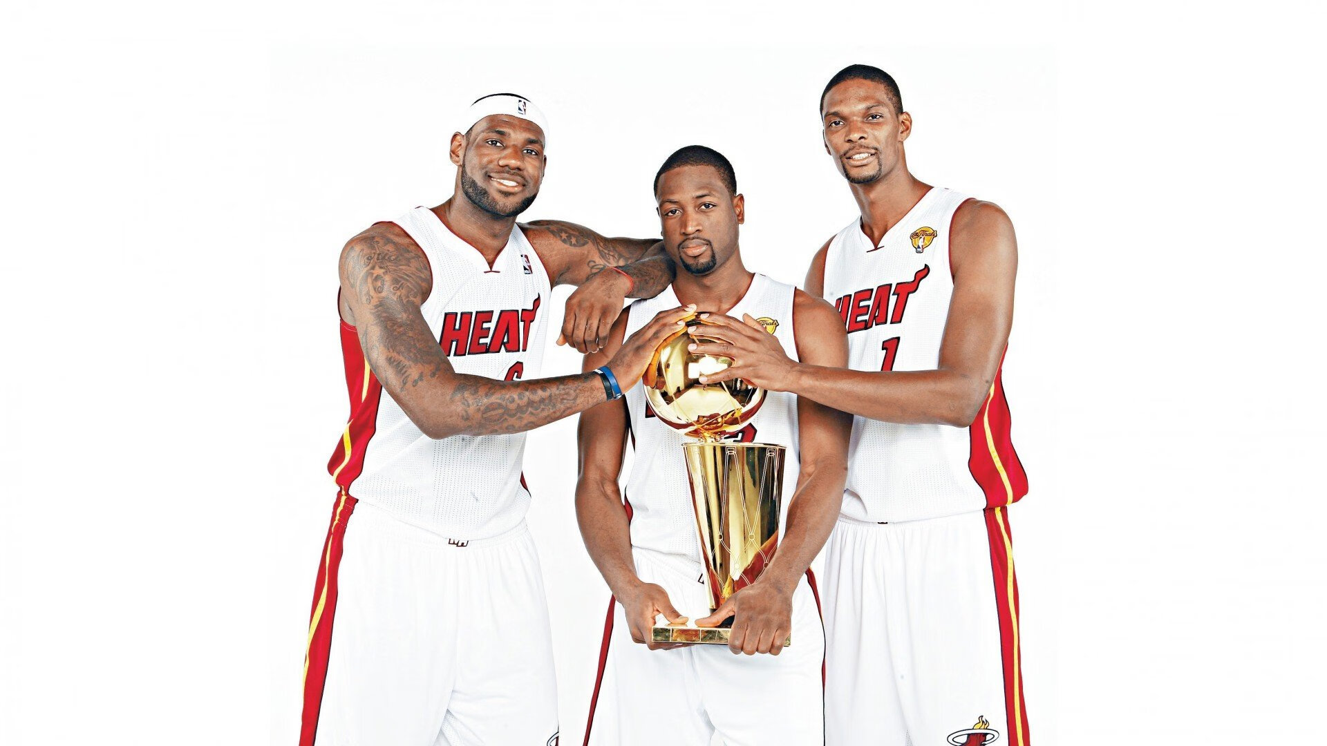 当维京战吼遇见红龙火焰，贝林厄姆的独角戏与消失的防线